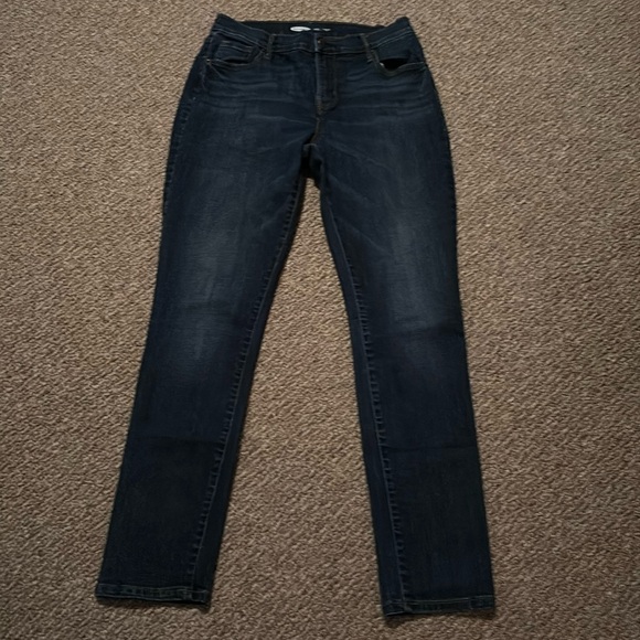 Old Navy Denim - Old Navy Profile Curvey Straight Jeans Size 4